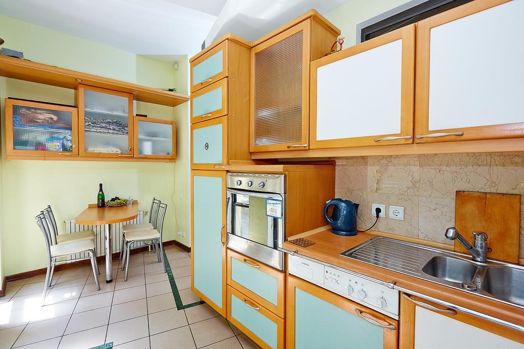 Apartment Deribasovskaya With Jacuzzi Odessa Exteriör bild